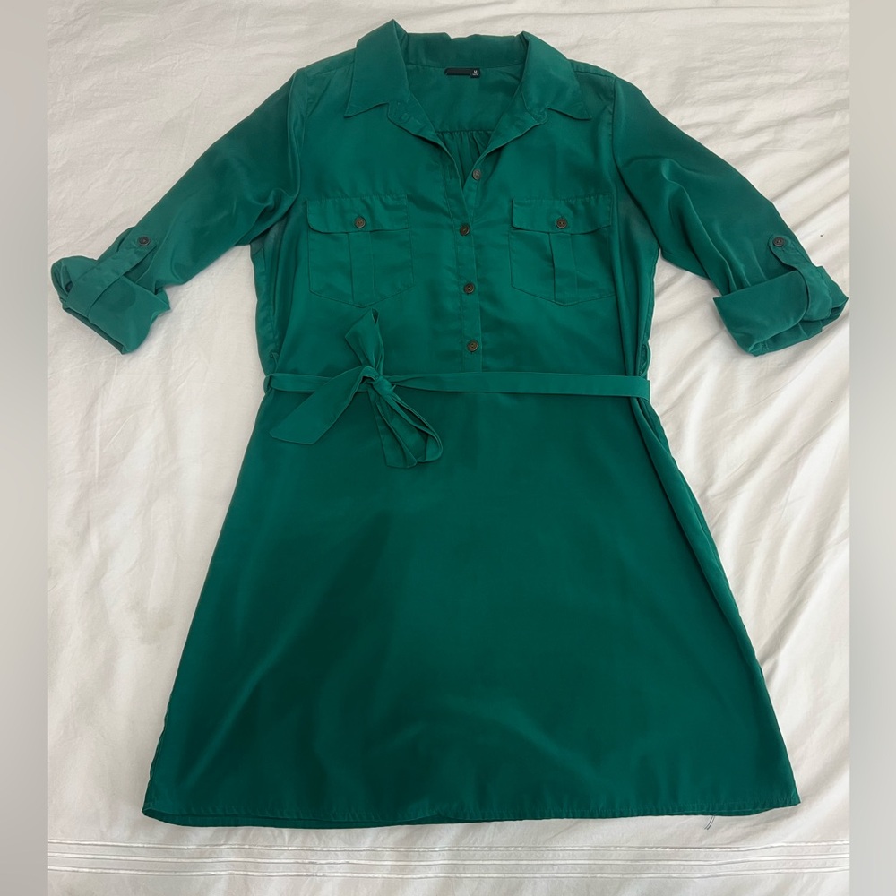 Green collared dress